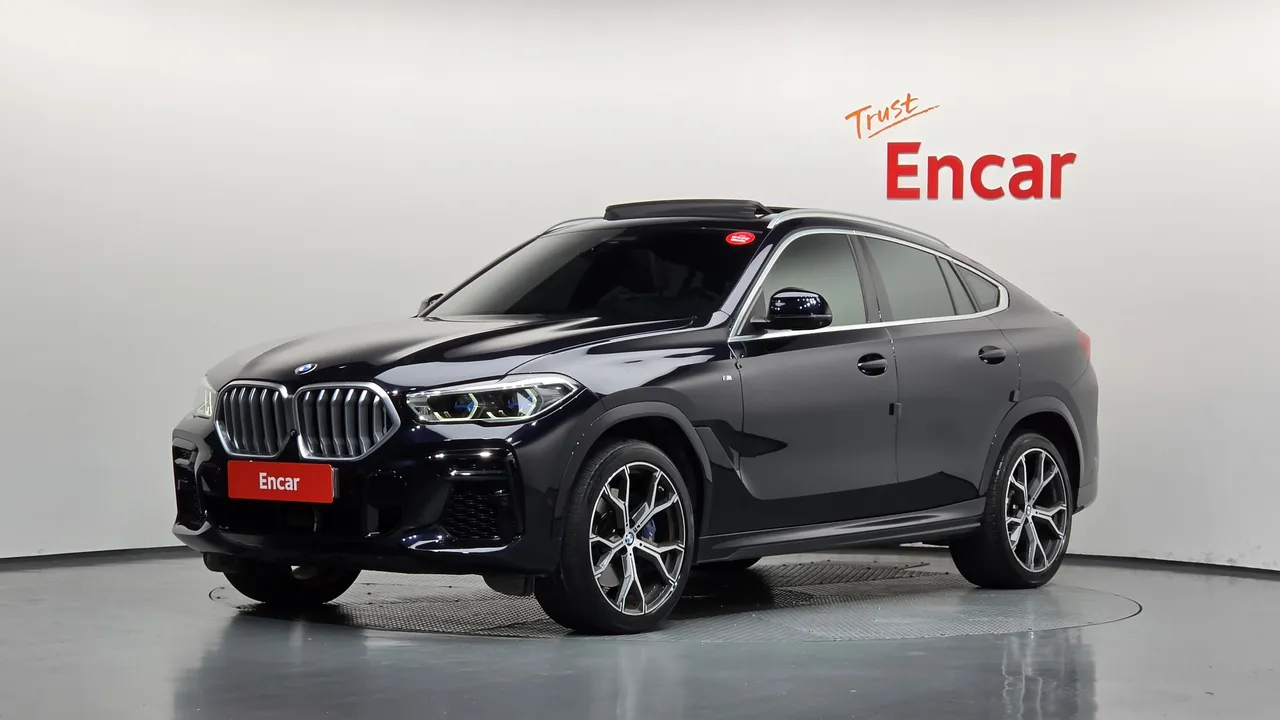 2022 BMW X6 xDrive40i M Sport