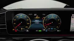 2023 Mercedes-Benz GLS-Class GLS580 4MATIC — фото 8