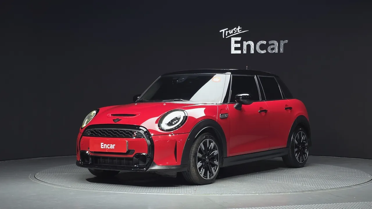 2022 Mini Cooper 5Door Classic