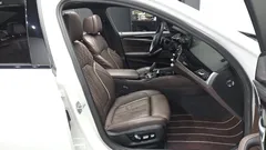 2023 BMW 5-Series 530i xDrive M Sport Package — фото 11