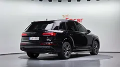 2023 Audi Q7 50 TDI Quattro Premium — фото 2