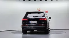 2023 Audi Q7 50 TDI Quattro Premium — фото 4