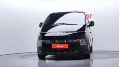 2024 Hyundai Staria Cargo 3-Seater — фото 3