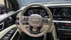 2023 Kia Carnival Gasoline 9-Seater Hi-Limousine — фото 13