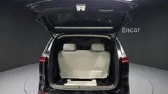 2023 Kia Carnival Gasoline 9-Seater Hi-Limousine — фото 20