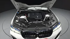 2023 BMW 5-Series 530i M Sport Package — фото 6