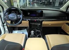 2023 Kia Carnival Gasoline 9-Seater Signature — фото 10