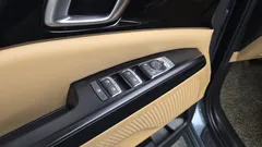 2022 Kia Carnival Diesel 9-Seater Prestige — фото 18