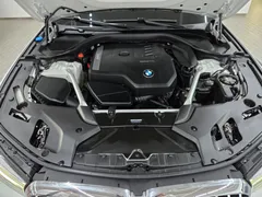 2023 BMW 5-Series 520i M Sport — фото 9