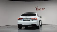 2022 Audi A5 40 TDI Quattro Premium Coupe — фото 4