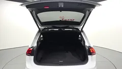 2022 Volkswagen Tiguan 2.0 TDI Premium — фото 20