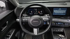 2023 Hyundai Kona Premium — фото 13
