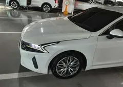 2022 Kia K5 Prestige — фото 2