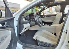 2023 Genesis G70 Gasoline 2.0T 2WD — фото 5