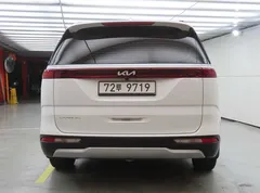 2022 Kia Carnival Diesel 11-Seater Prestige — фото 3