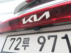 2022 Kia Carnival Diesel 11-Seater Prestige — фото 20