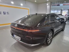 2023 Hyundai Grandeur Premium — фото 6