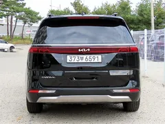 2023 Kia Carnival Diesel 7-Seater Noblesse — фото 4
