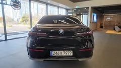 2023 BMW 7-Series 740i sDrive Design Pure Excellence — фото 4