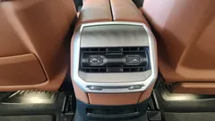 2023 BMW 7-Series 740i sDrive Design Pure Excellence — фото 18