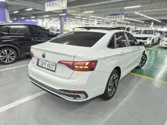 2023 Volkswagen Jetta 1.5 TSI Prestige — фото 5