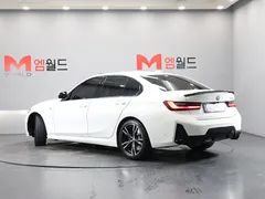 2023 BMW 3-Series 320i M Sport — фото 4