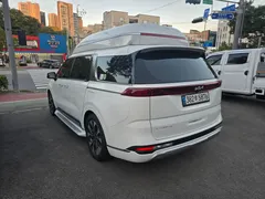 2022 Kia Carnival Diesel 7-Seater Hi-Limousine — фото 2