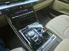 2022 Kia Carnival Diesel 7-Seater Hi-Limousine — фото 9