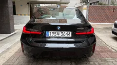 2023 BMW 3-Series 320i M Sport — фото 4