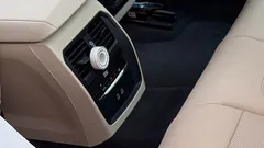 2023 BMW 3-Series 320i M Sport — фото 10