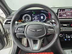 2024 Genesis G70 Gasoline 2.5T 4WD — фото 9