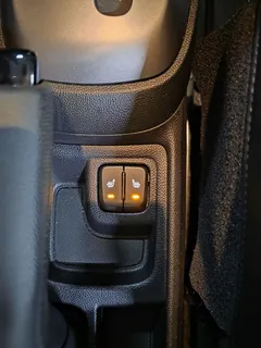 2022 Chevrolet Spark Premier — фото 11