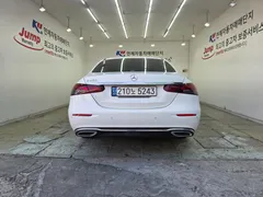 2022 Mercedes-Benz E-Class E250 Exclusive — фото 4