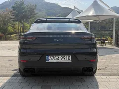 2022 Porsche Cayenne 3.0 E-Hybrid Coupe — фото 4