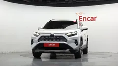 2022 Toyota RAV4 2.5 4WD Hybrid — фото 3