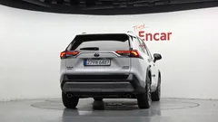 2022 Toyota RAV4 2.5 4WD Hybrid — фото 4
