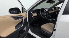 2022 Toyota RAV4 2.5 4WD Hybrid — фото 10