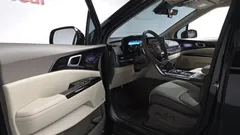 2023 Kia Carnival Gasoline 9-Seater Hi-Limousine — фото 10