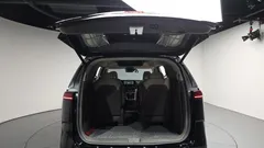 2023 Kia Carnival Gasoline 9-Seater Hi-Limousine — фото 20
