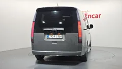 2022 Hyundai Staria 4WD Lounge 9-Seater — фото 4