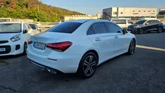 2023 Mercedes-Benz A-Class A220 Sedan — фото 6