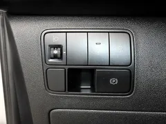 2024 Hyundai Staria Lounge 9-Seater — фото 10