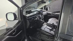 2023 Hyundai Staria Cargo 3-Seater — фото 10