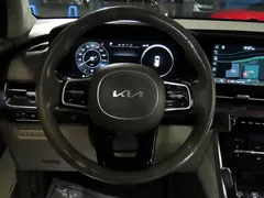 2023 Kia Carnival Diesel 7-Seater Hi-Limousine — фото 8