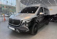 2023 Mercedes-Benz V-Class V220 CDI — фото 3