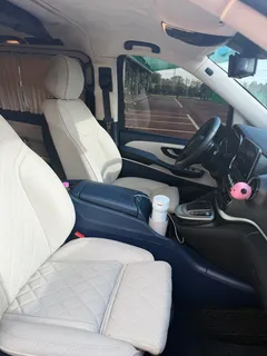 2023 Mercedes-Benz V-Class V220 CDI — фото 18