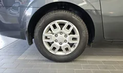 2022 Hyundai Staria 4WD Tourer 9-Seater — фото 5
