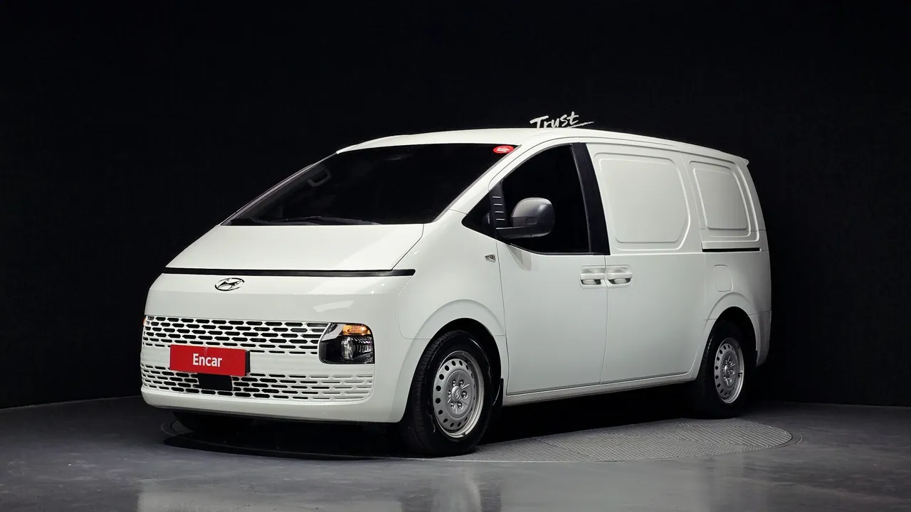 2022 Hyundai Staria Cargo 3-Seater