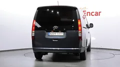 2023 Hyundai Staria Cargo 3-Seater — фото 4