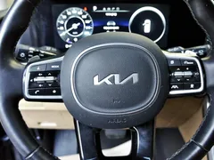 2023 Kia Carnival Gasoline 9-Seater Signature — фото 8